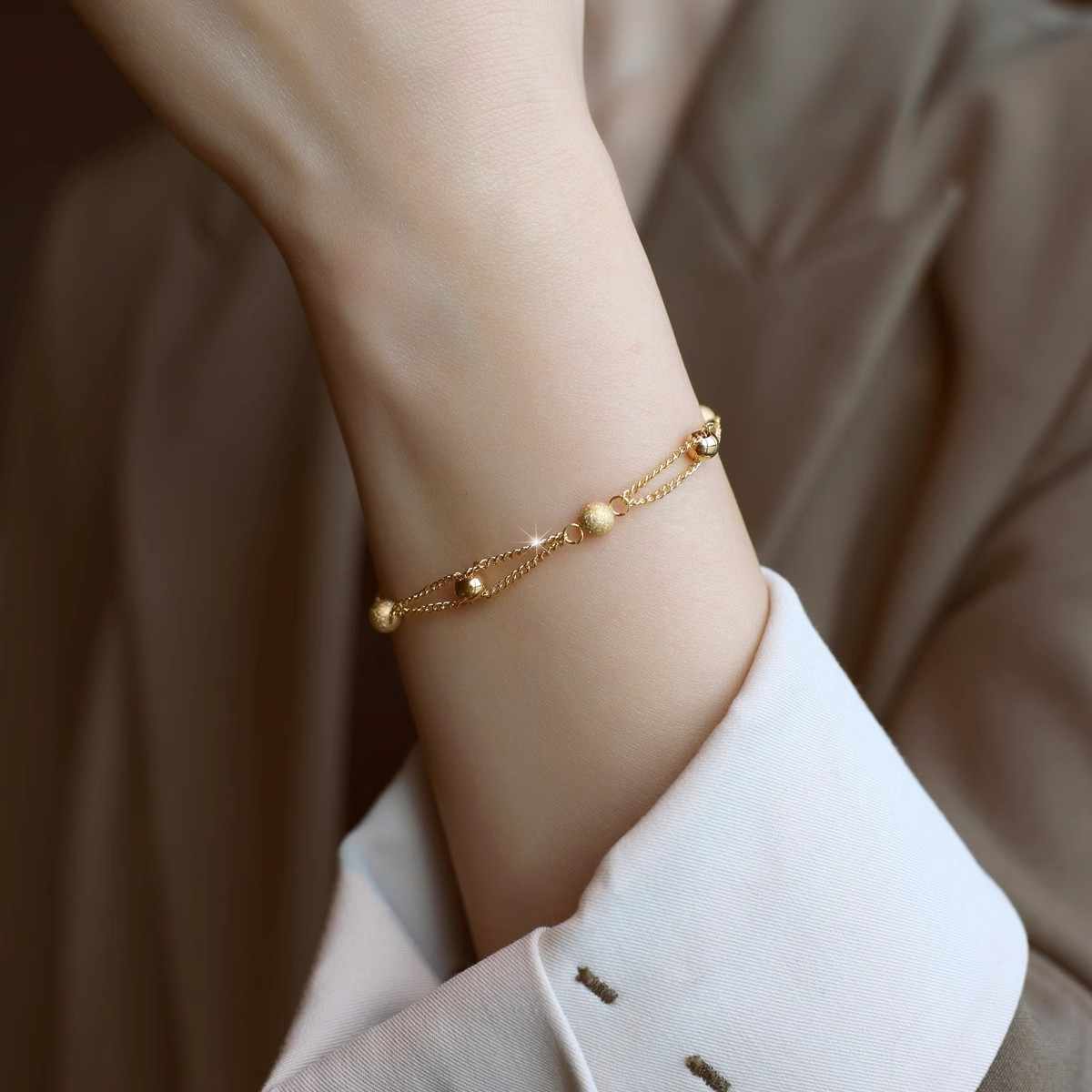 法国【设计师】Cuelio Kueam 不掉色金色磨砂手链轻奢精致手饰女